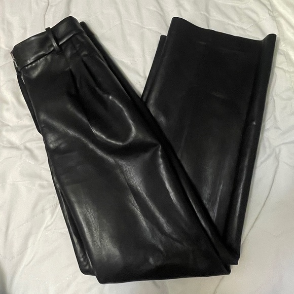 Wilfred Aritzia effortless vegan leather pants - Picture 3 of 5